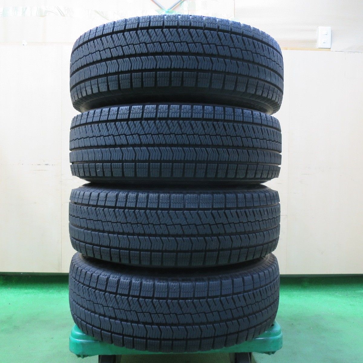 185/70R14☆ブリヂストン☆ECOPIA☆イボ付き☆ 超バリ山