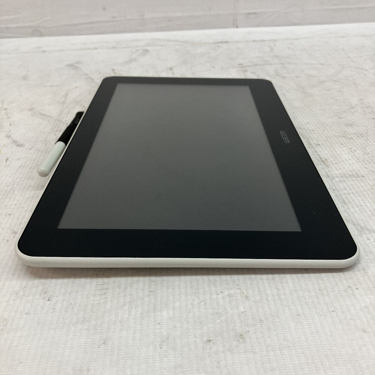 Wacom One 13.3型 液タブ DTC133W0D 中古品 41WAy5FLg+L.jpg_BO30,255,255,