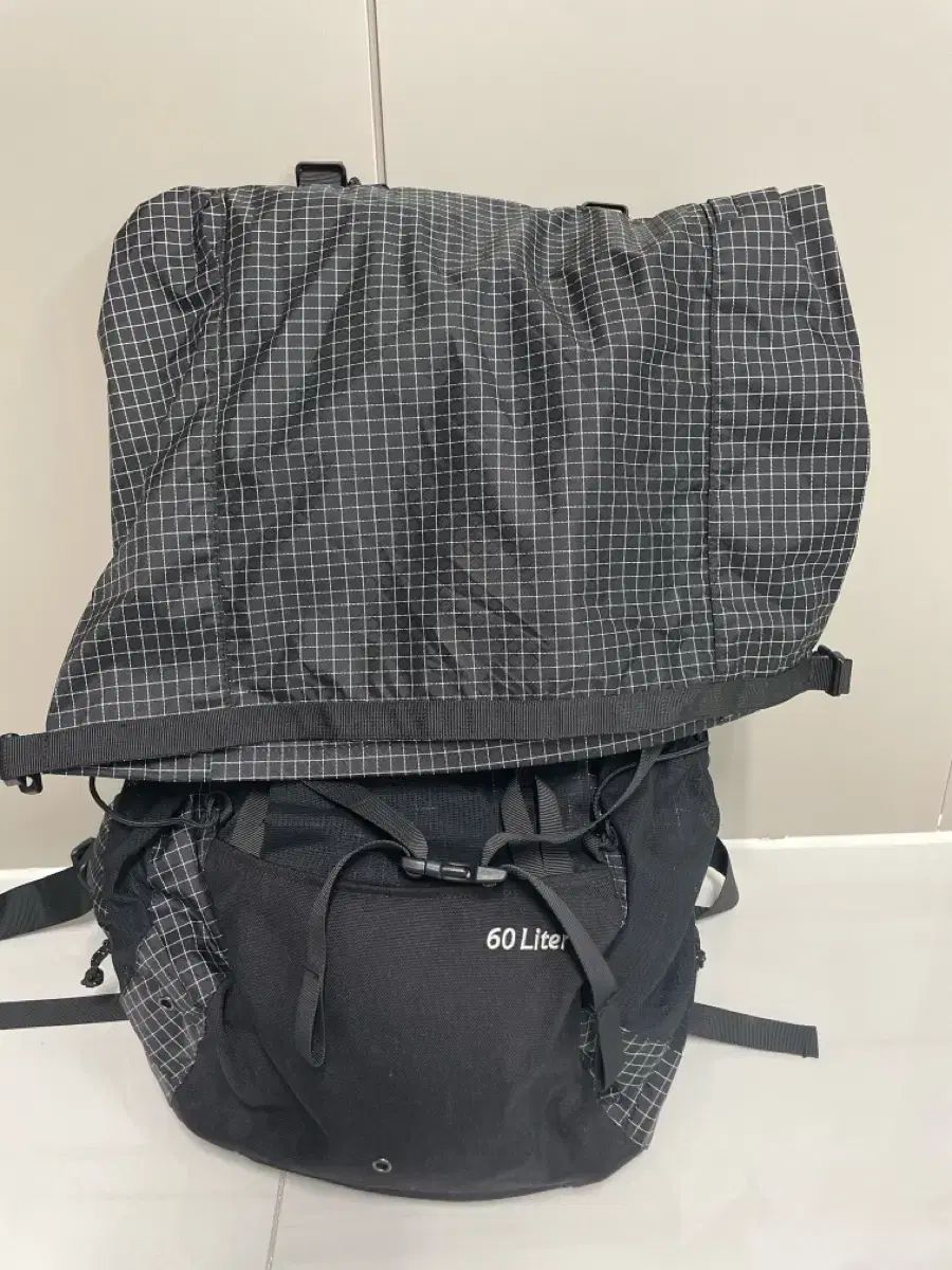 60L 登山