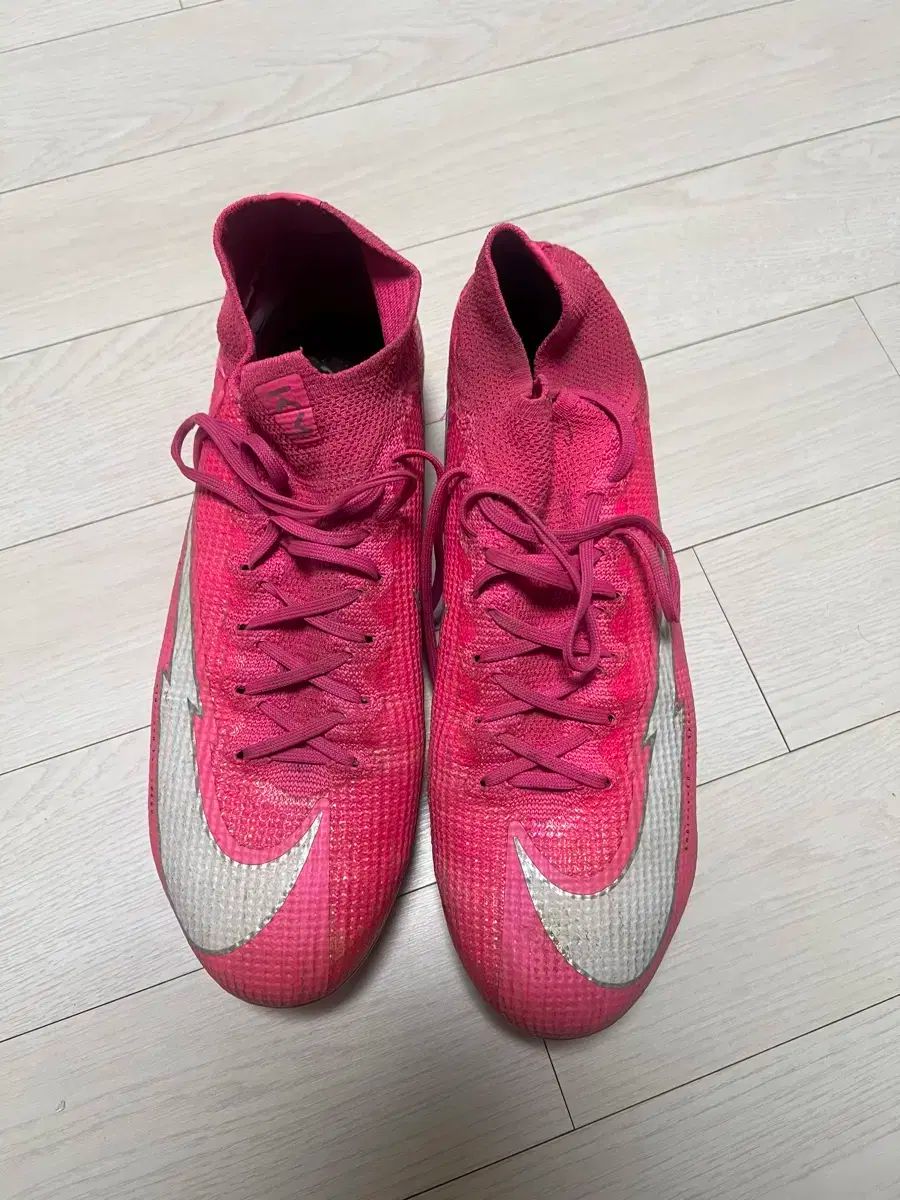 NIKE ナイキ マーキュリアル キリアン エムバペ ローザ 285