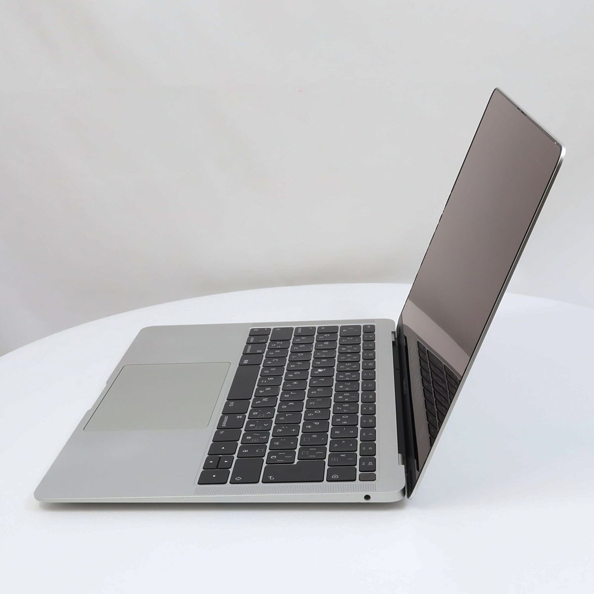 MacBook Air 13インチ 2019 Retina Cランク カラー：シルバー