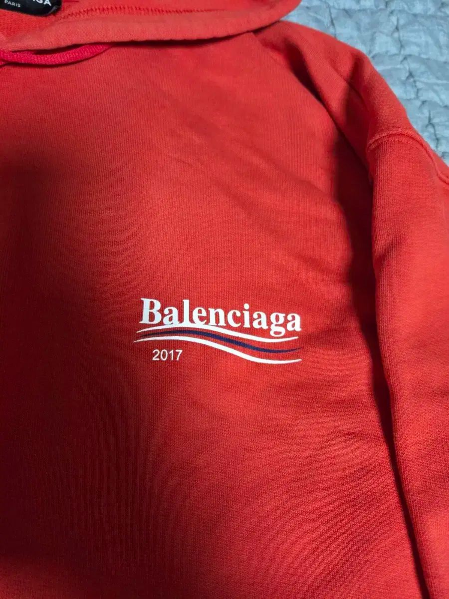 ☆送料・関税込☆BALENCIAGA★ウェーブ ロゴ フード★RED★ バレンシアガ オーバーサイズ ユニセックス スウェット