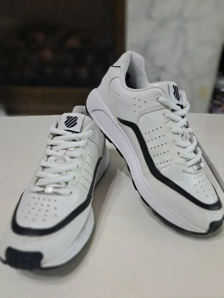 K ー SWISS スティーブ 2 スニーカー