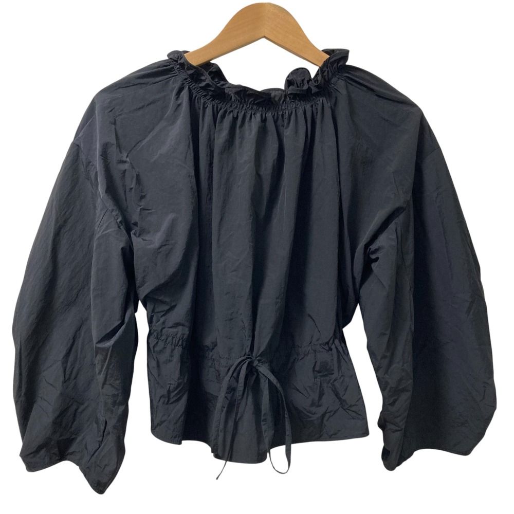 美品 LANVIN en Bleu ランバンオンブルー 速乾ナイロンフリルブラウス 3466601 サイズ38 ブラック レディース 古着 中古 美品 LANVIN en Bleu ランバンオンブルー 速乾ナイロンフリル