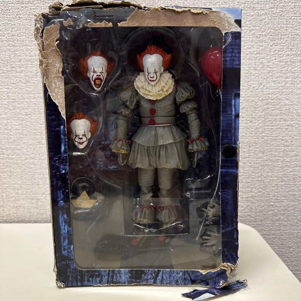 未開封】NECA ネカ IT イット アクションフィギュア