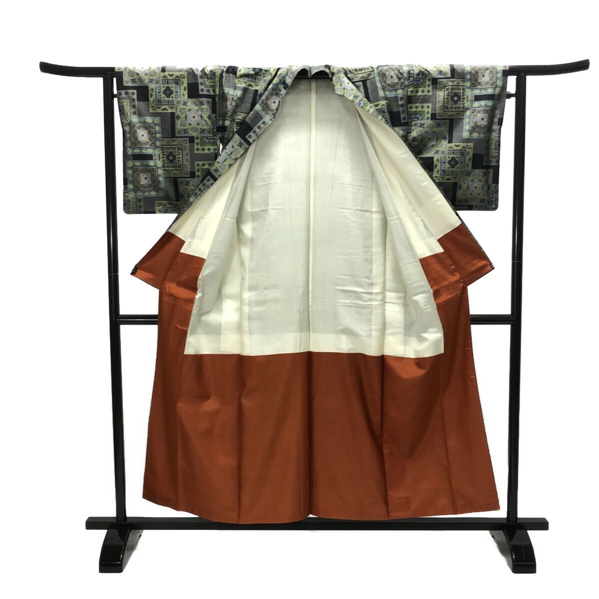 大島紬/美品/茶泥/逸品/仕立上がり/適応身長150～157㎝/9498 - メルカリ 