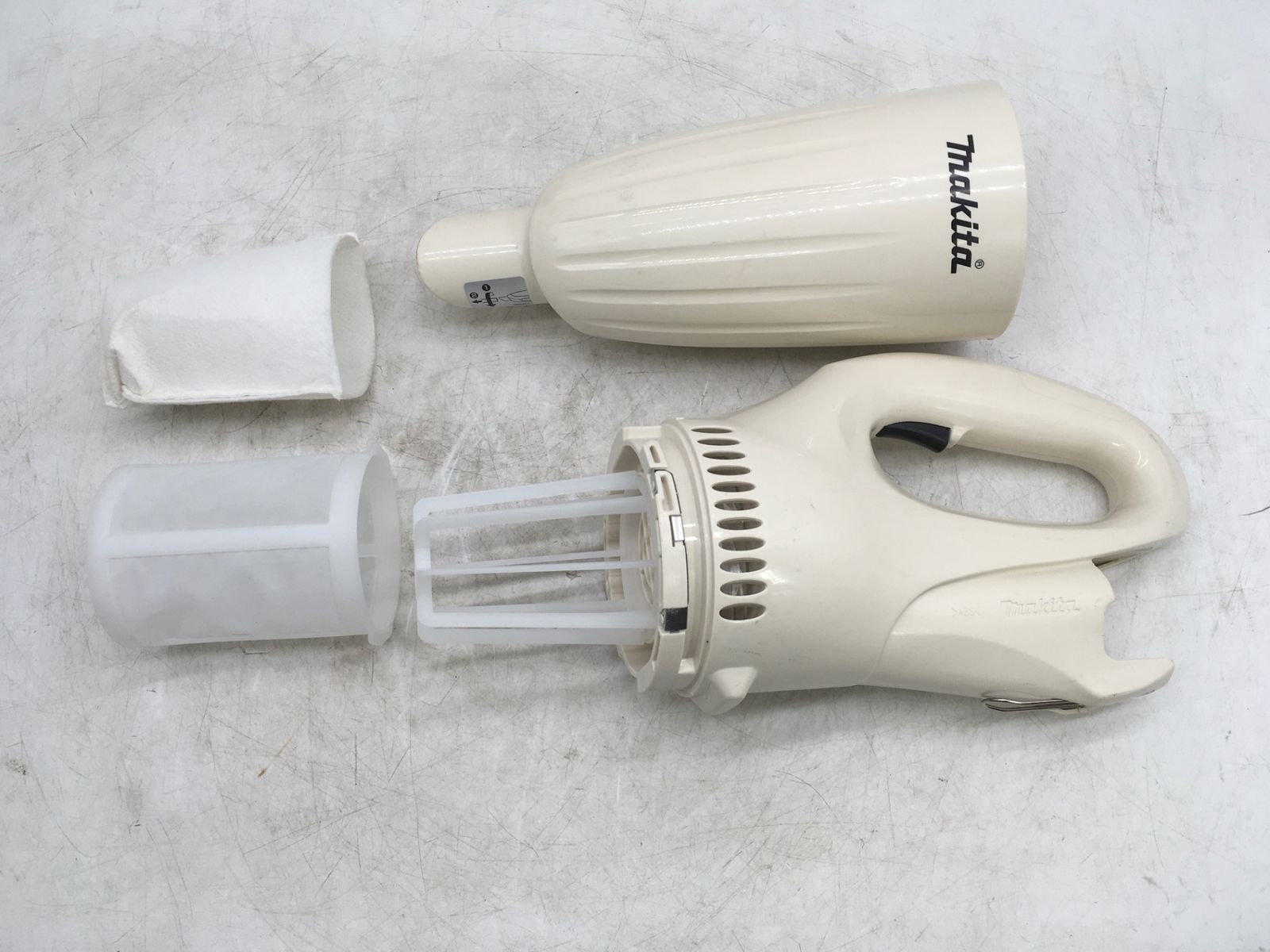 10.8v充電式クリーナ CL100DW