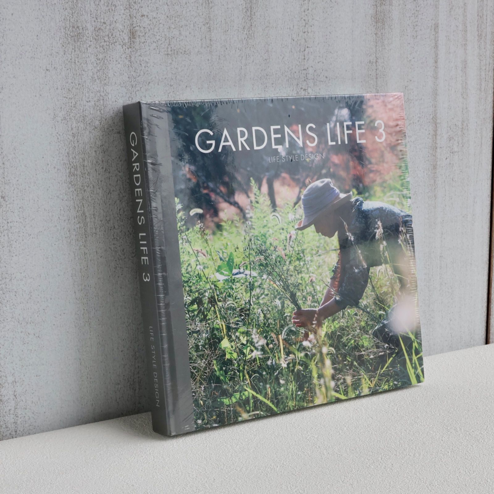 宮本里美 著「GARDENS LIFE 1巻〜3巻」3 冊セット 宮本里美 著「GARDENS LIFE 1巻〜3巻」3 冊セット