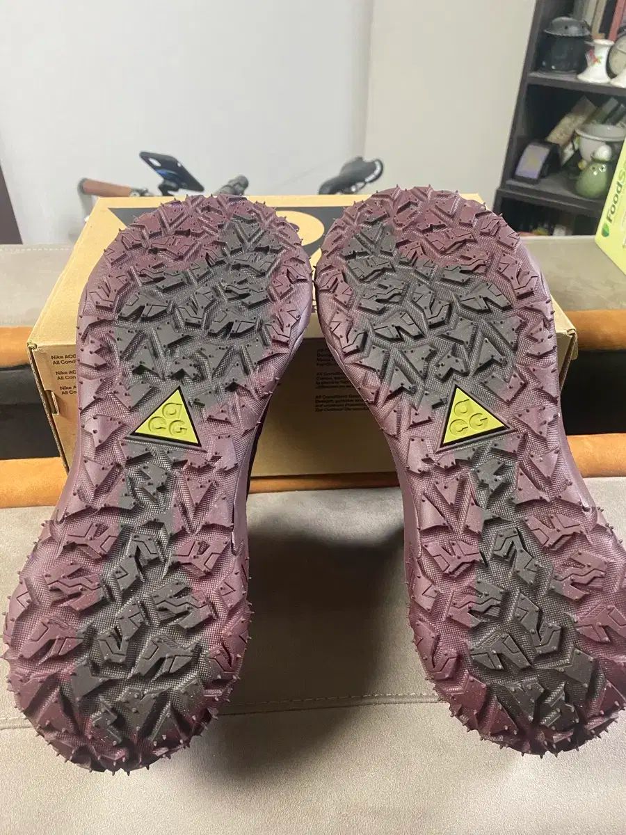 トレイルシューズ