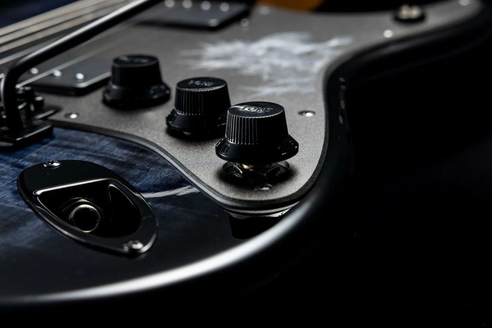 Rosewood Fingerboard