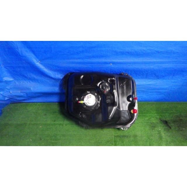 ＭＲワゴン DBA-MF33S フューエルタンク