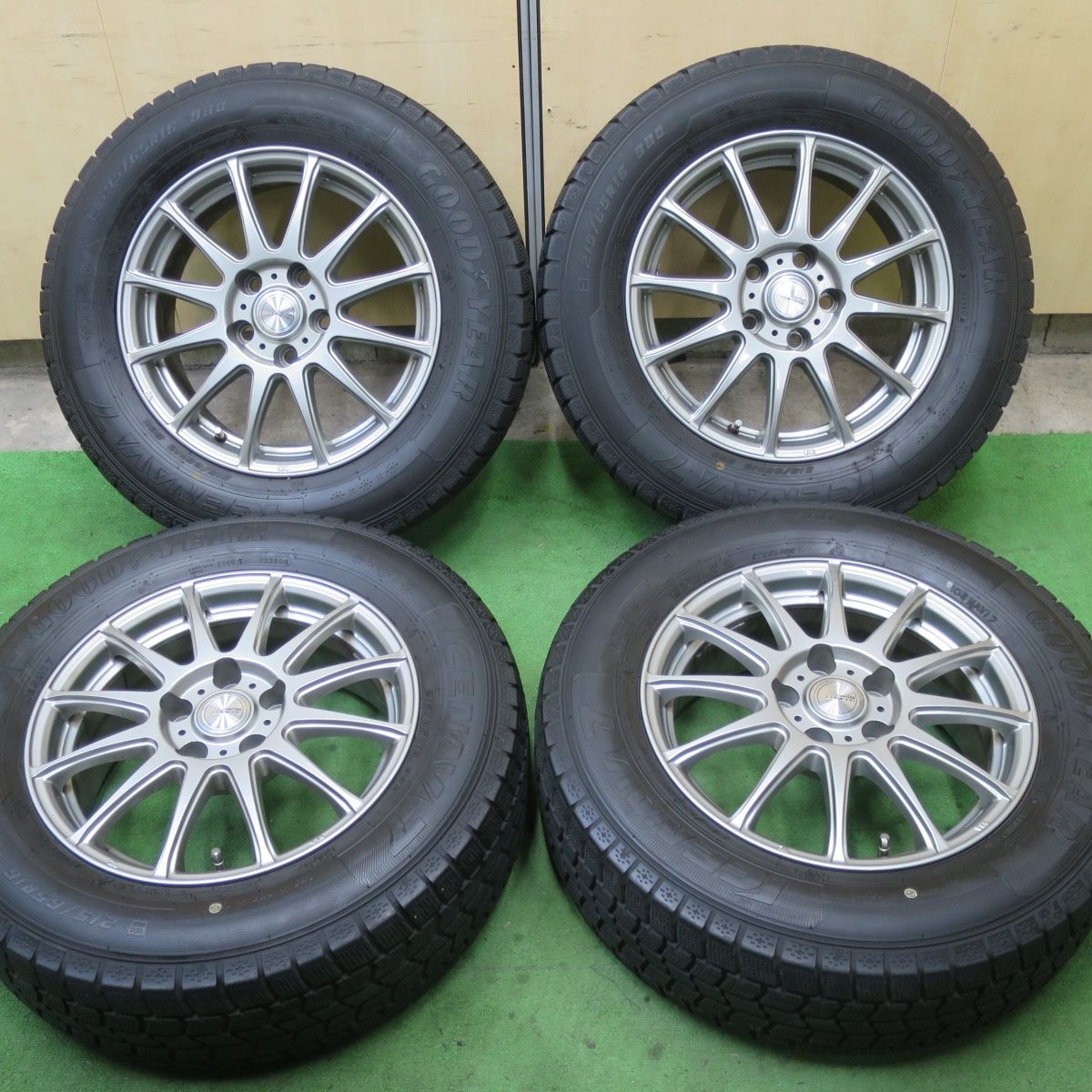 バリ溝 キレイ 9分 スタッドレス 215|65R16 グッドイヤー アイスナビ7 ravrion LUMIERE ラブリオン 16インチ PCD114.3|5H 5052801TTス