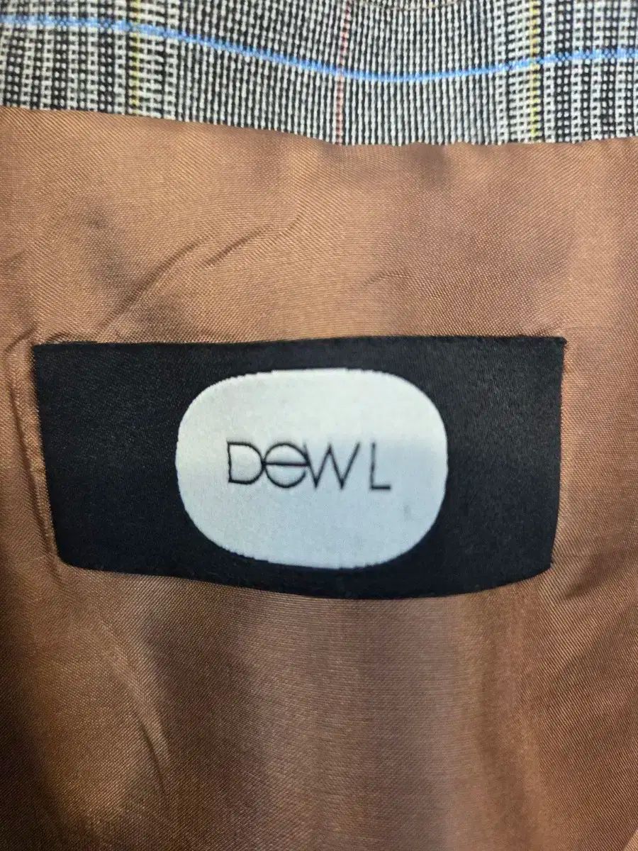 DEWL コート