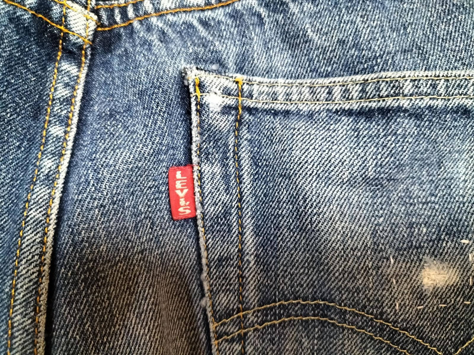 This is a pair of Levi’s Jeans リーバイス　古本 This is a pair of Levi's Jeans リーバイス 古本 - メルカリ