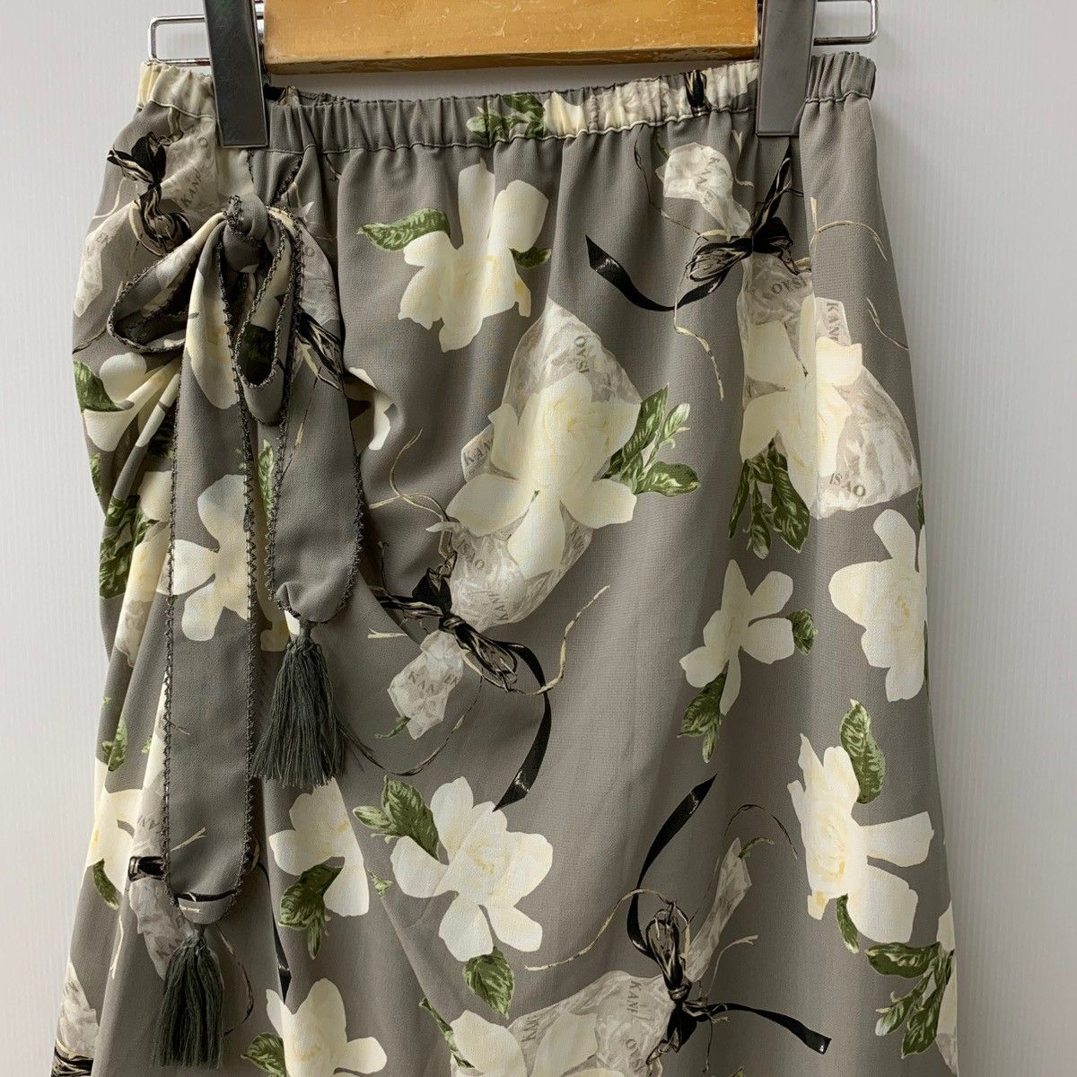 カネコイサオ kaneko isao ワンダフルワールド 花束 バラ柄 ロング