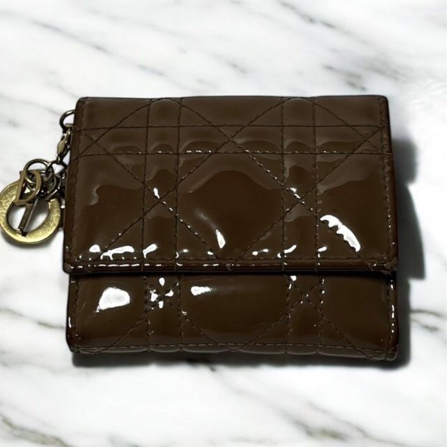 美品✨ GUCCI GGスプリーム 蜂刺繍 長財布 PVC レザー - メルカリ