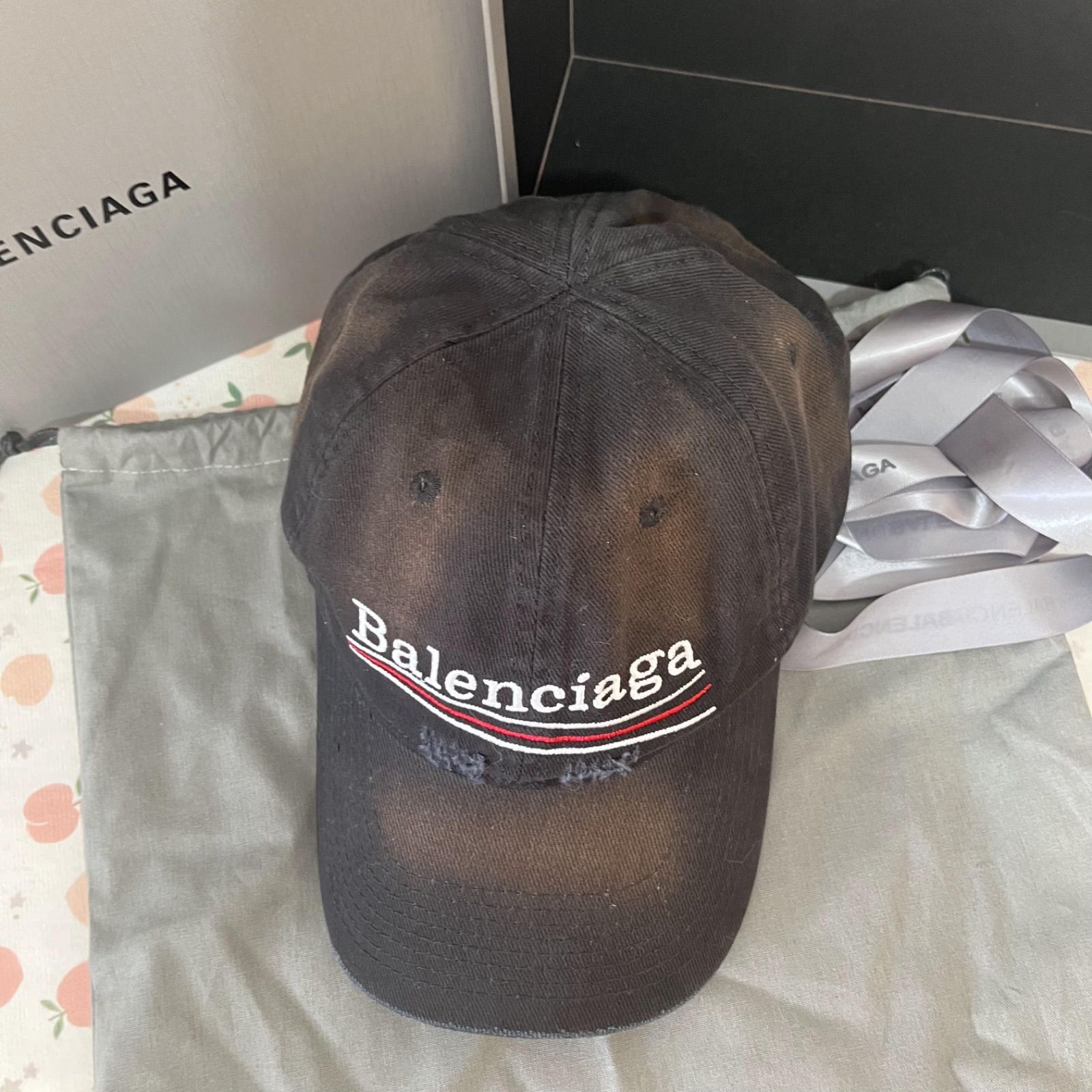 BALENCIAGA バレンシアガ デストロイ加工 キャンペーンロゴ キャップ 