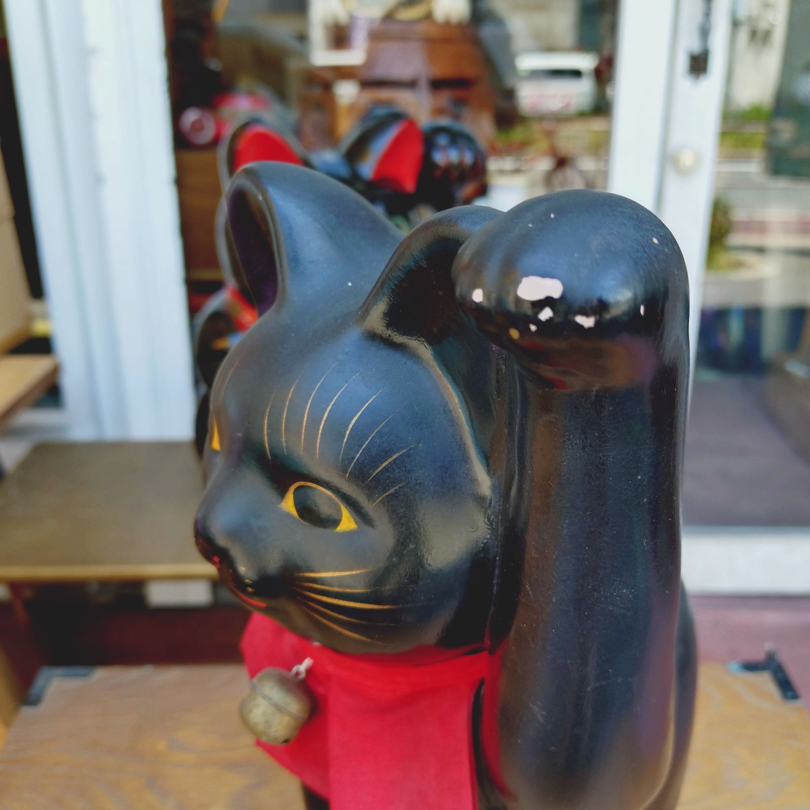 招き猫 32㌢ 伏見稲荷 千客万来 黒左手 大福運 一尺 神社 商売