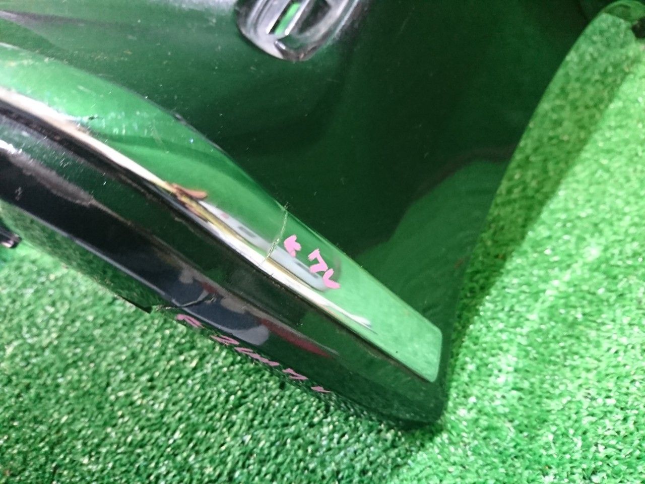 フロントバンパー ブラック