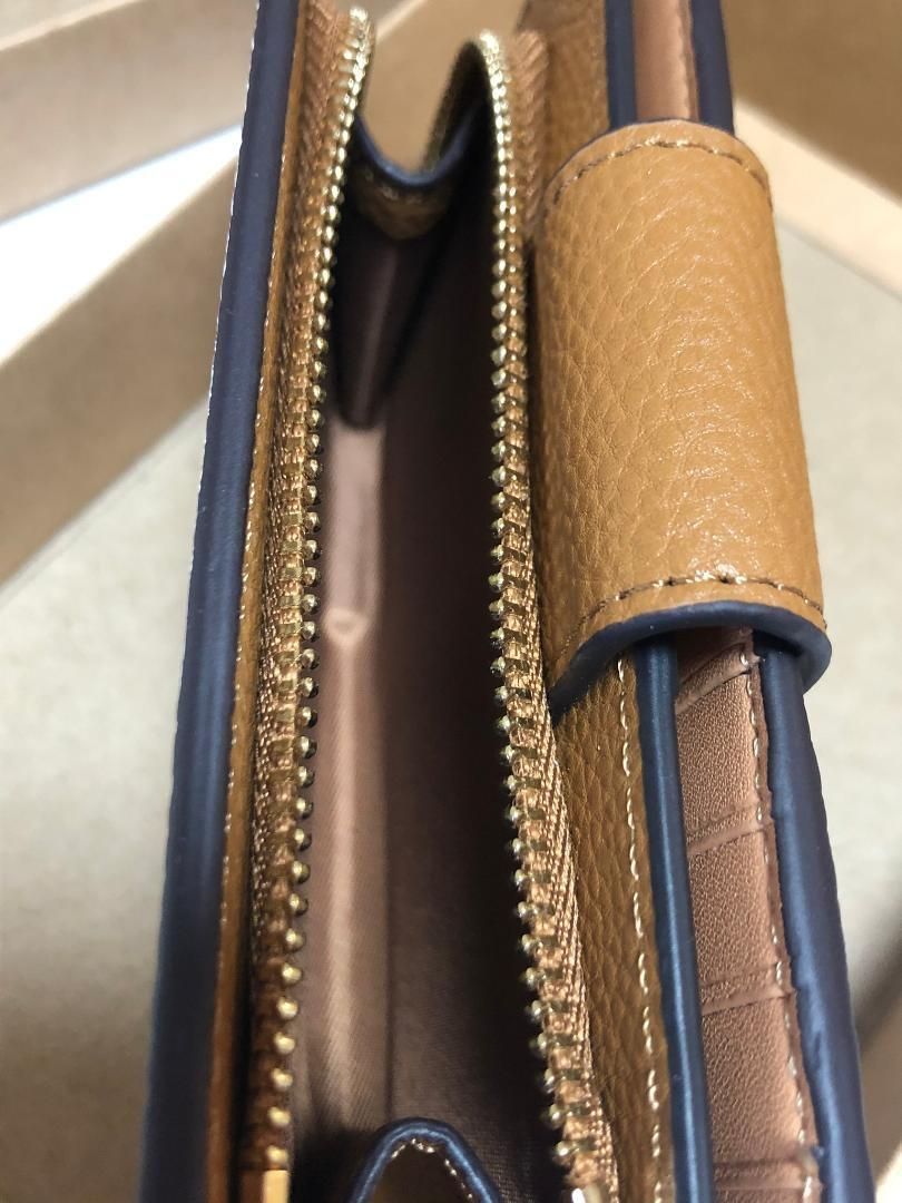 COACH 新品 スヌーピー 白 長財布 コーチ レディース 小物 財布 121