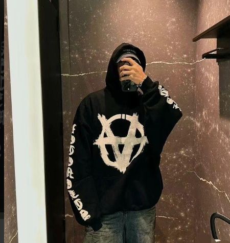 新品、未使用 人気 VETEMENTS ヴェトモン ロゴ パーカー ブラック 
