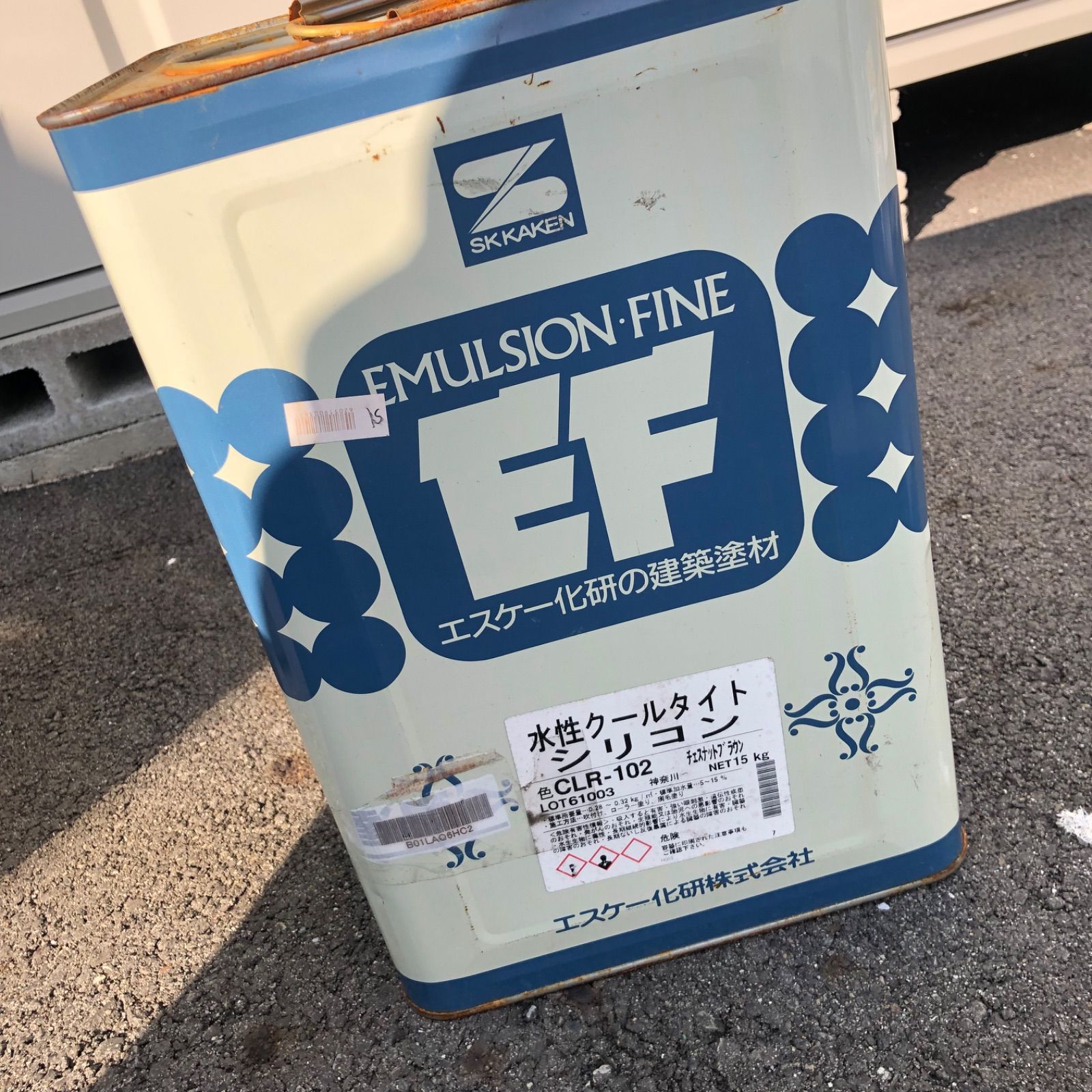 エスケー化研 水性クールタイトシリコン ツヤ有 15K ブラウン