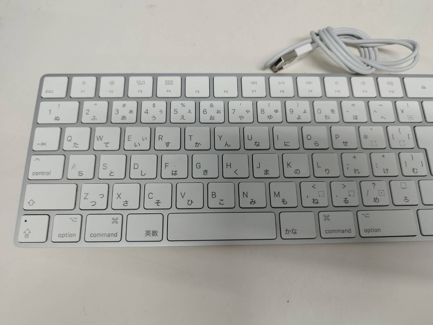 【Apple純正】キーボード(A1843) +マウス(A1657) セット Apple キーボード(A1843)とマウス(A1657)のセット