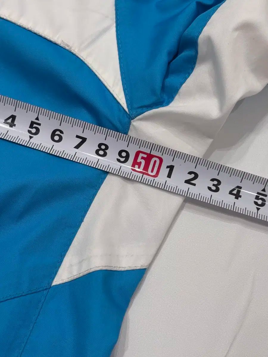 スウッシュ スカイブルー