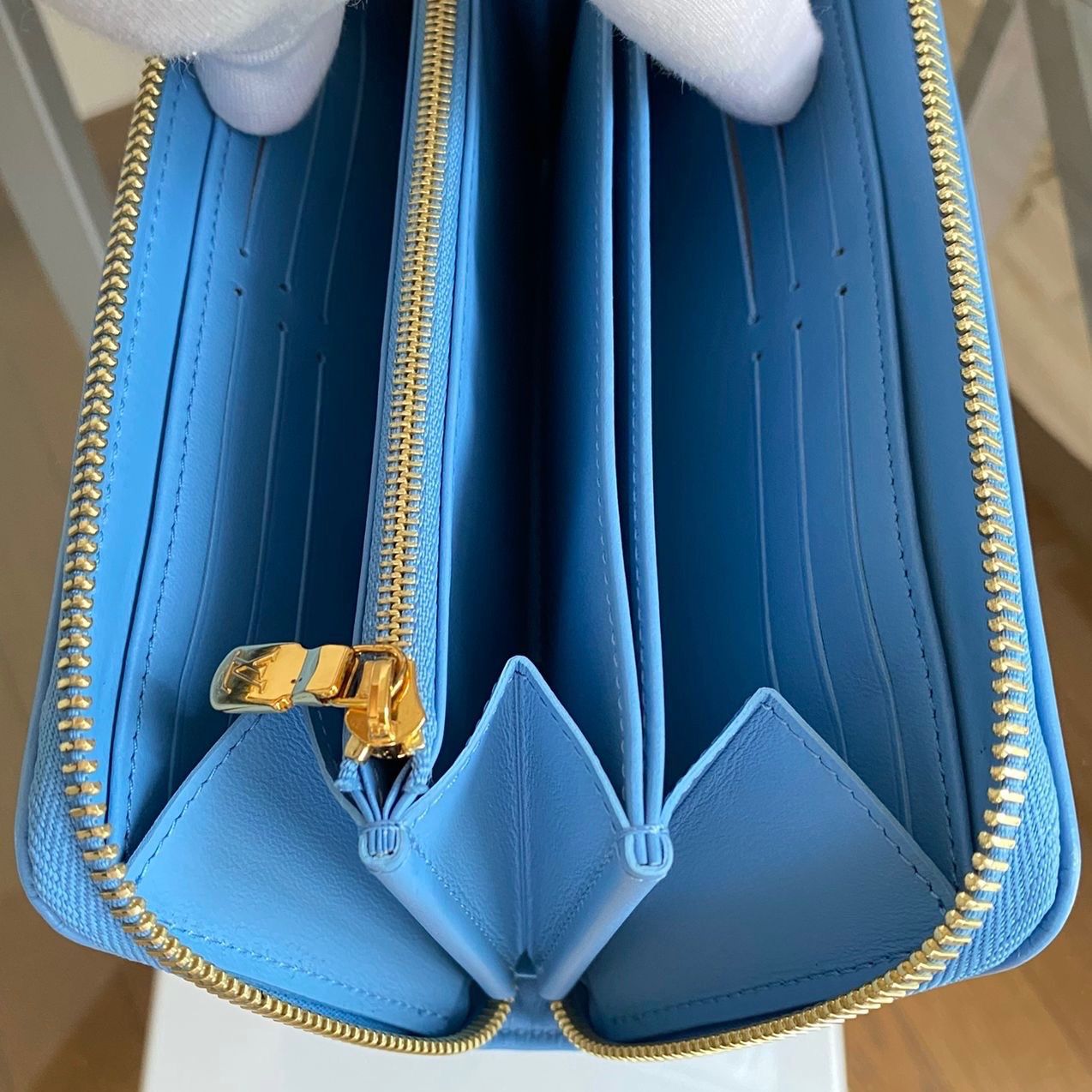 Louis Vuitton 長財布(ラウンドファスナー) クッサン ブルー - メルカリ