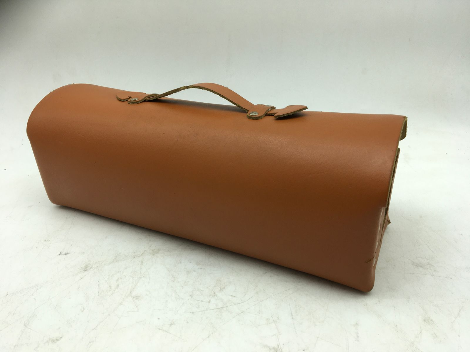 ファコム FACOM 皮製ツールバック BV.100 ITTF7OHMXSY4 エコツール小牧インター店 M02