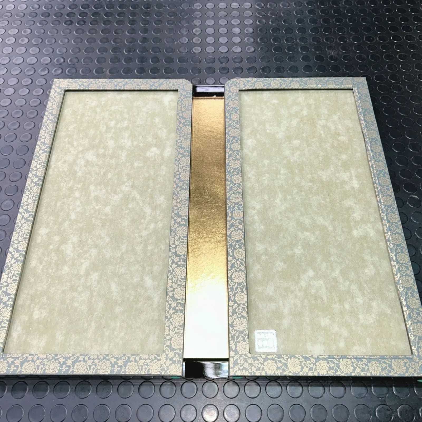 金沢箔の大型金屏風 2点一括 中古品