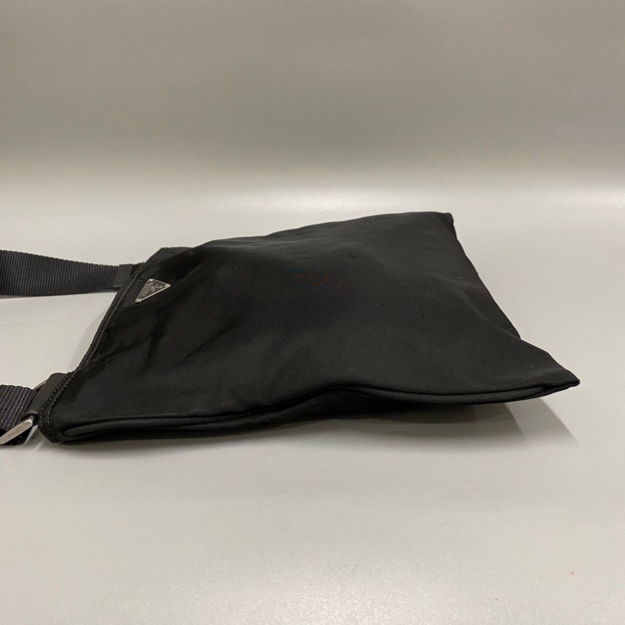 美品 レア品 PRADA プラダ 三角ロゴ 金具 ナイロン ミニ ショルダー