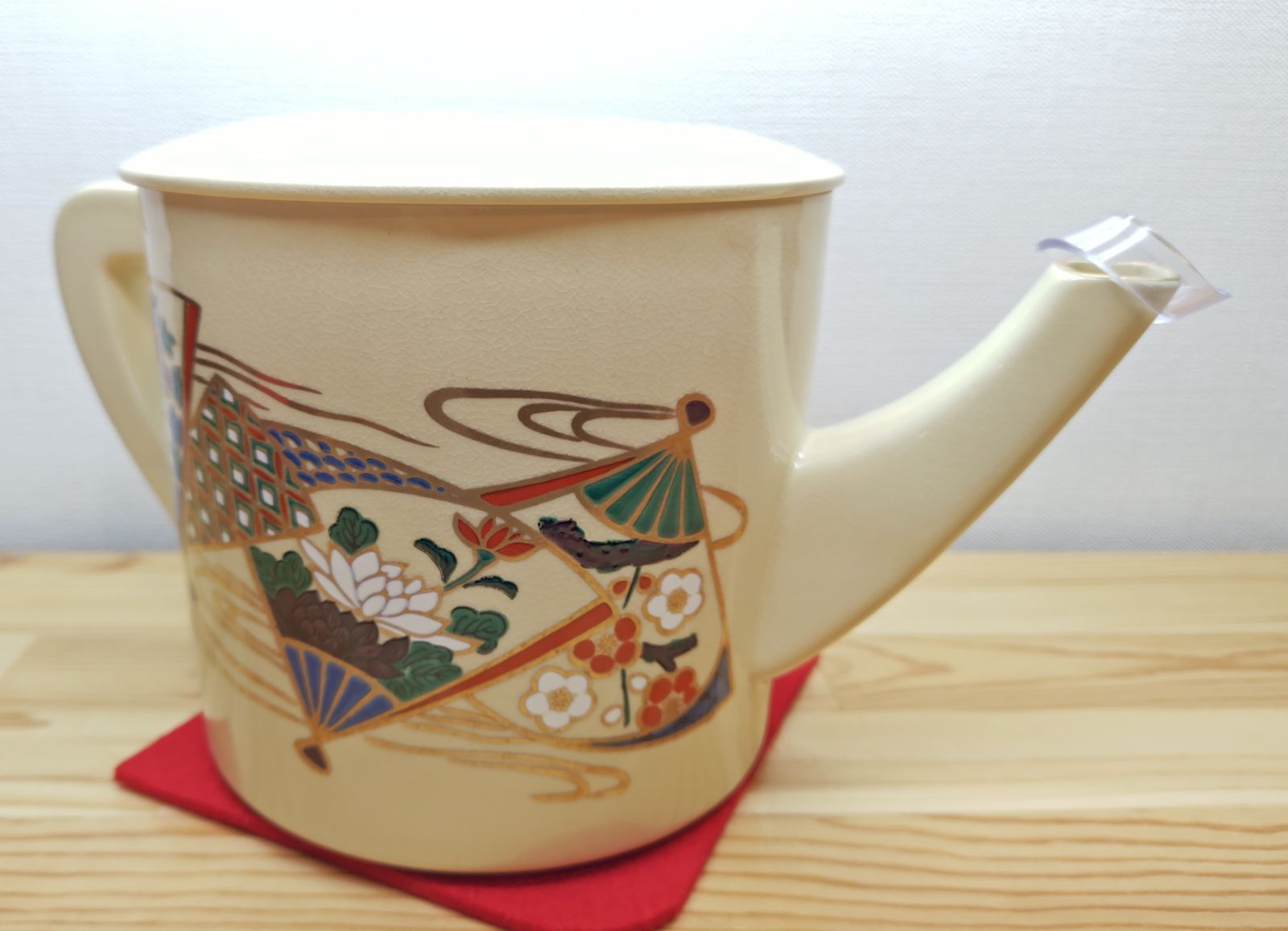 送料込【逢絢亭・新品】茶道具 水屋道具 片口水注 京焼 扇面流水 紙箱入り 逢絢亭・新品】茶道具 水屋道具 片口水注 京焼 扇面流水 紙箱入り