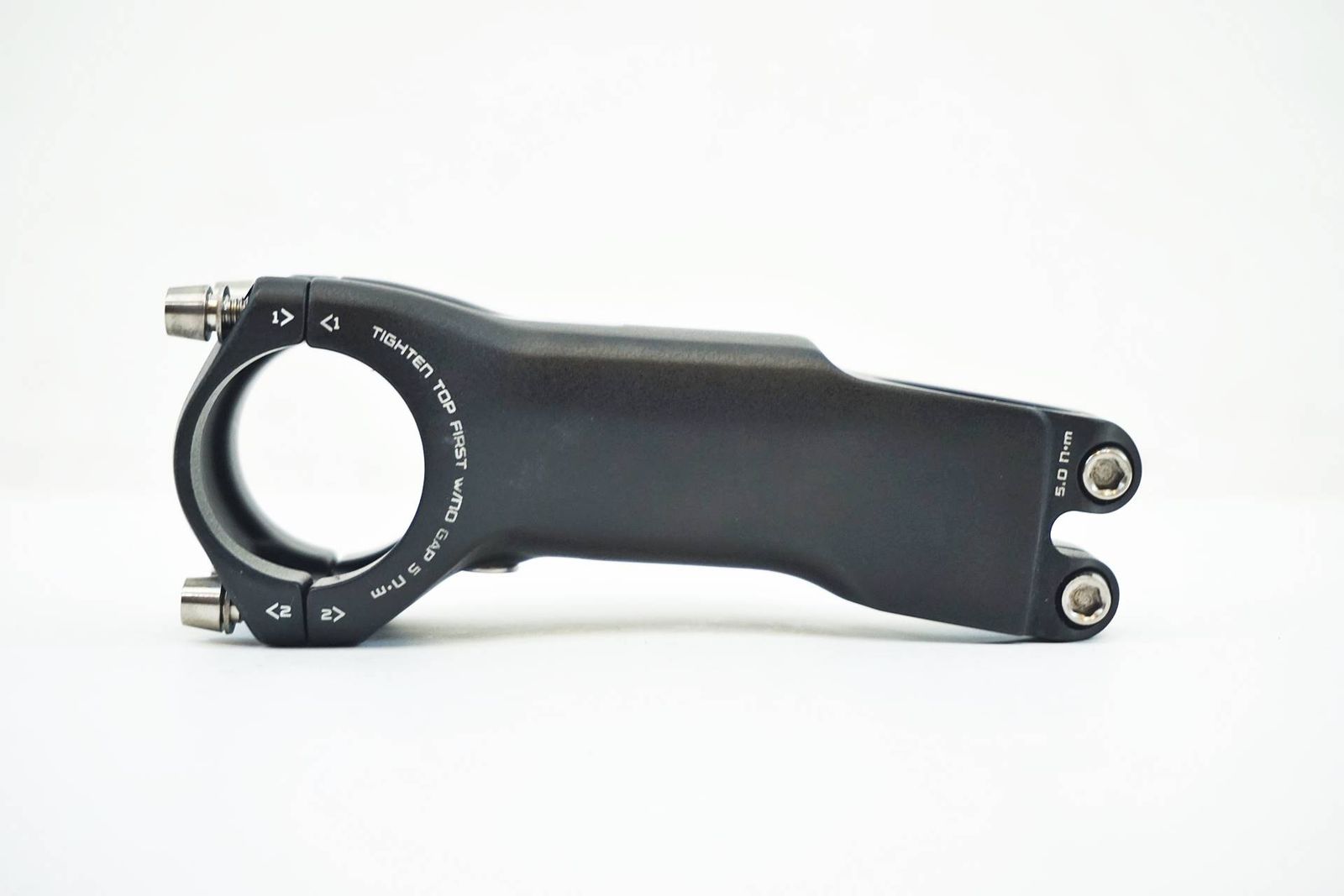 TARMAC STEM