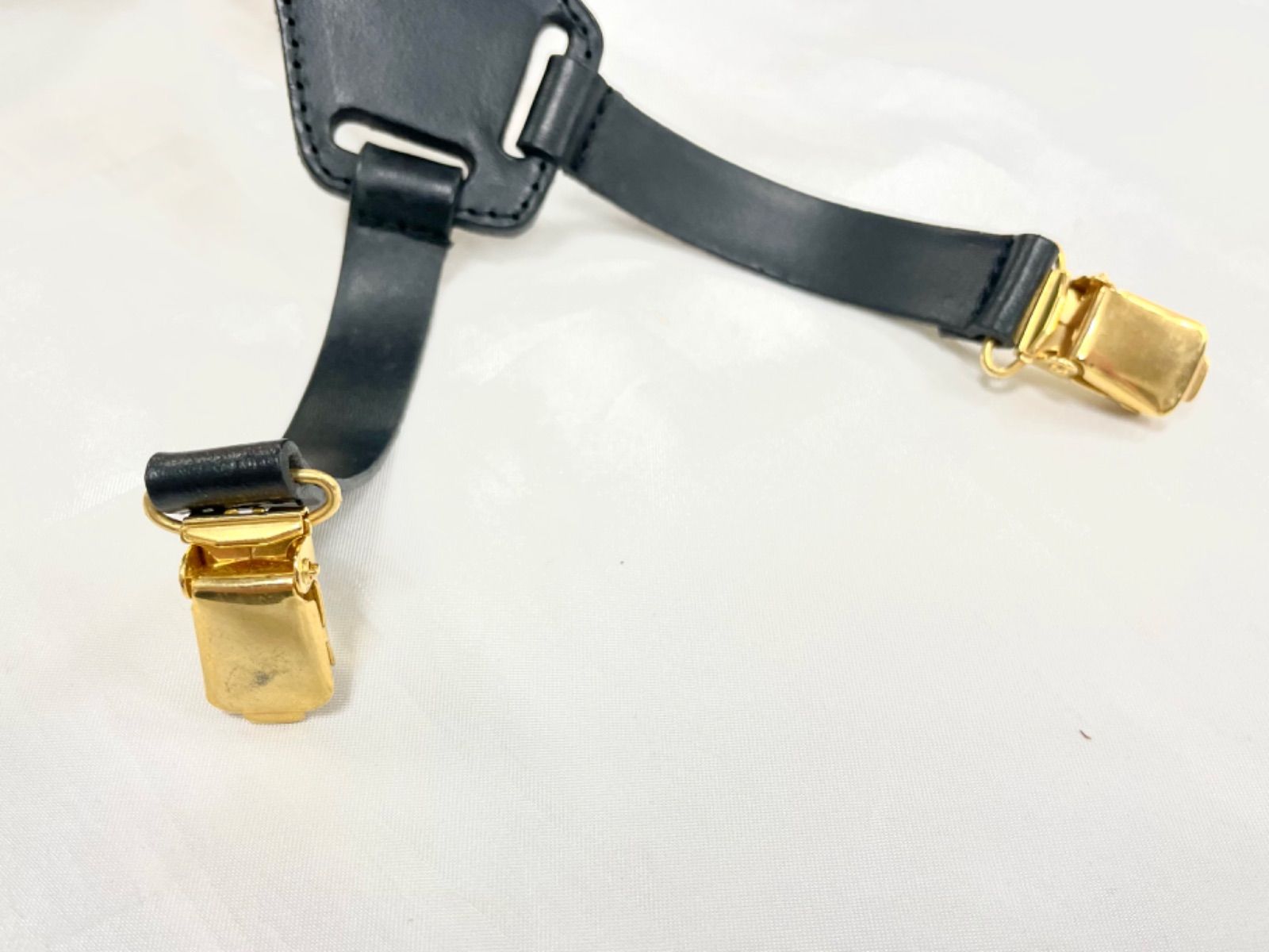 CHANEL キャンバス サスペンダー ベージュ CHANEL 【中古】CHANEL サスペンダー キャンバス レザー