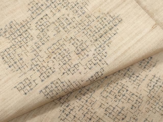 平和屋着物○結城紬 80亀甲 飛び亀甲柄 舞花文 正絹 逸品 CAAZ1083vf