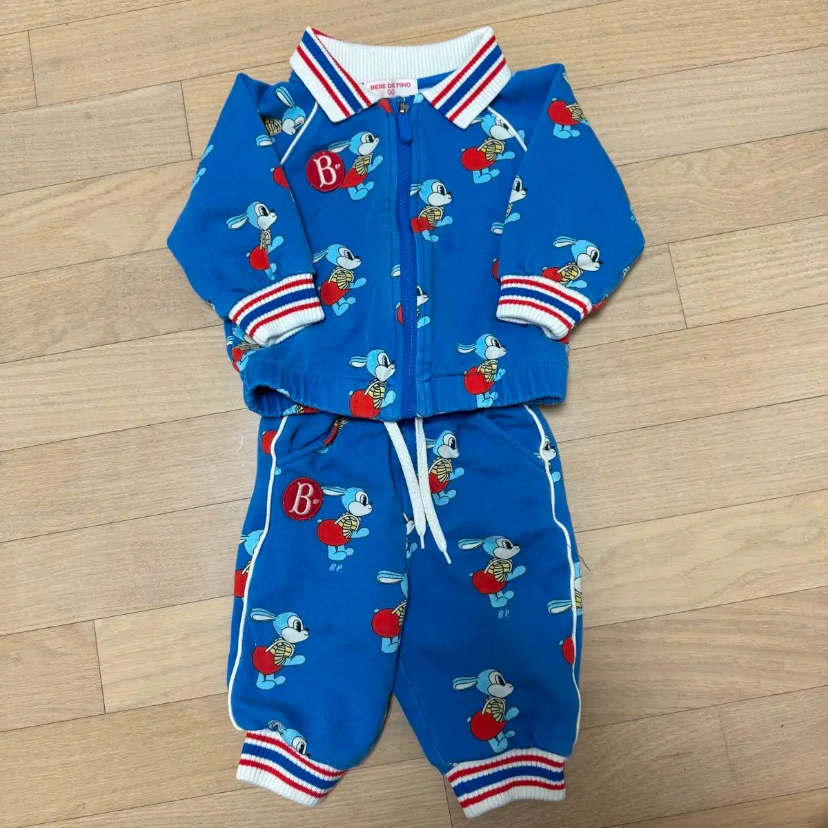 BEBE DE PINO ベベデピノ ジップアップ 上下セット セットアップ 90 85 女児 男児 キッズ トゥイーン 離乳する