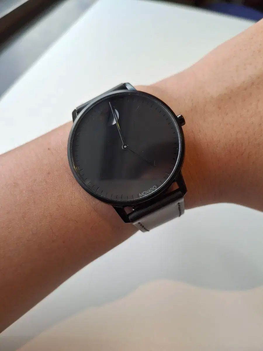 モバド movado