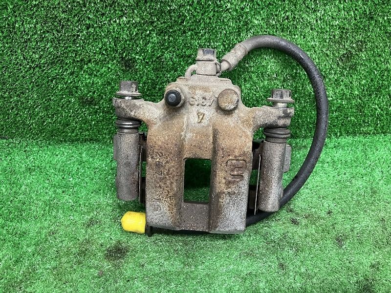 エスクード TDA4W 右リアキャリパー クロスアドベンチャー 4WD 55401-77K02-999 ZJ3