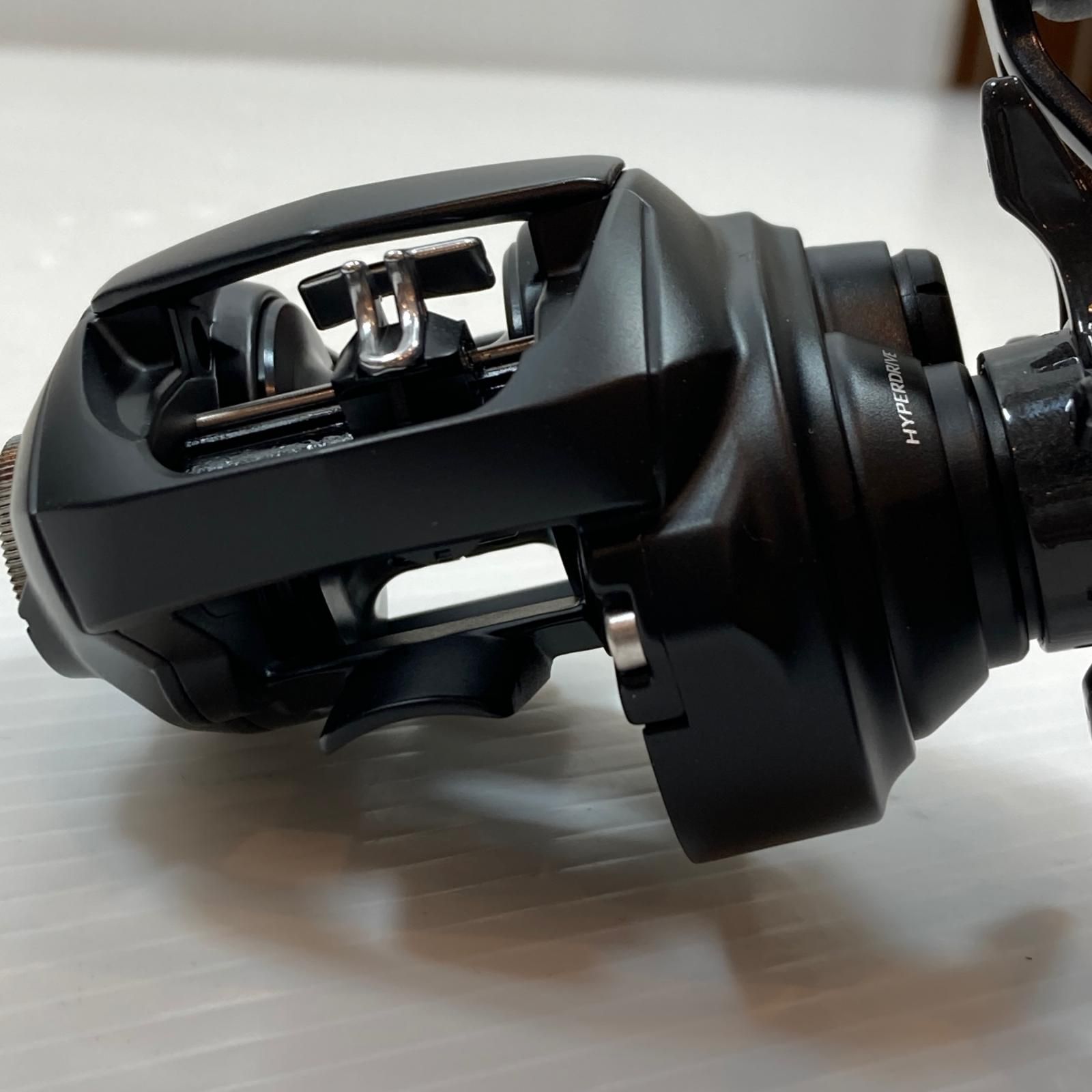 DAIWA - ττDAIWA ダイワ  ベイトリール タトゥーラTW80HL  00630114 ダイワ タトゥーラ TW 80XHL (リール) 価格比較 - 価格.com