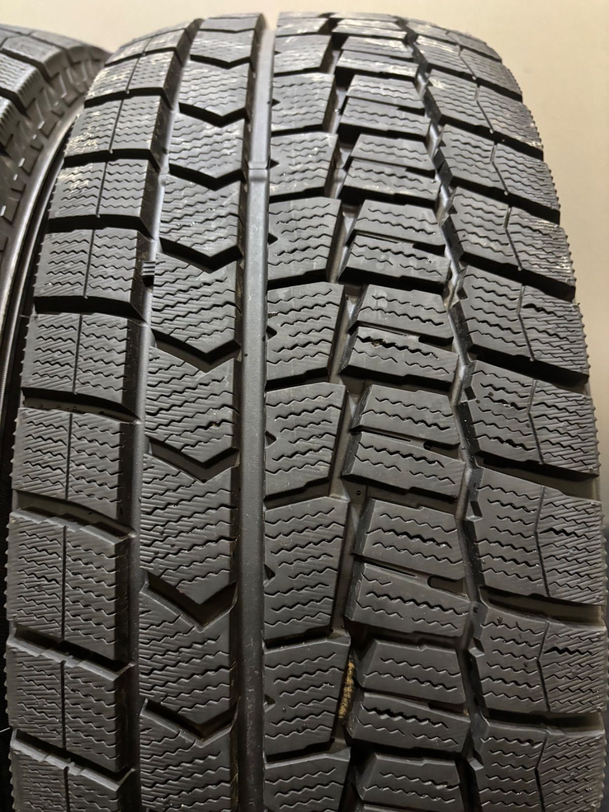 215 65R16 DUNLOP WINTER MAXX WM02 19年製 スタッドレス 4本 ダンロップ ウィンターマックス アルファード ヴェルファイア 南6-K146