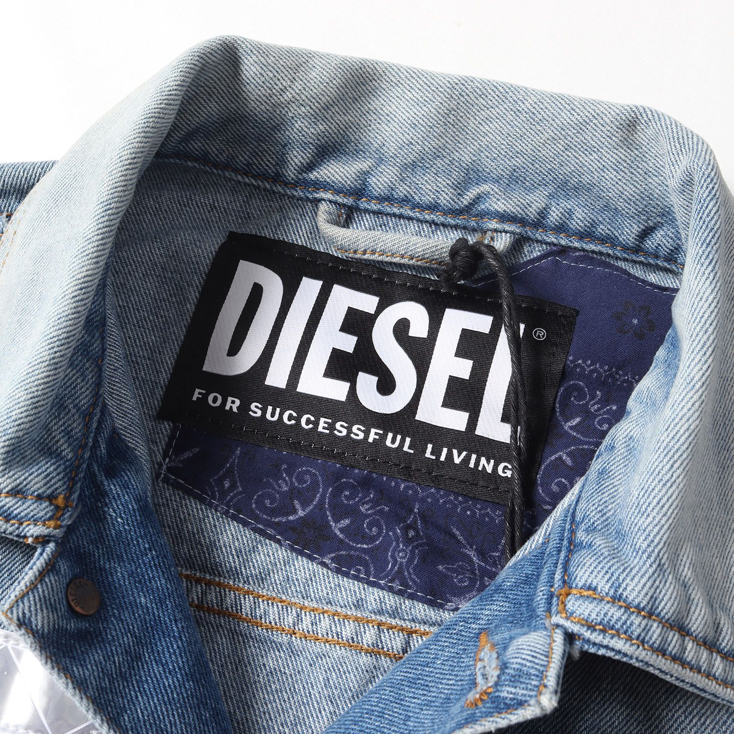 裾幅17?DIESEL ディーゼル クラッシュリペア加工 - デニム/ジーンズ