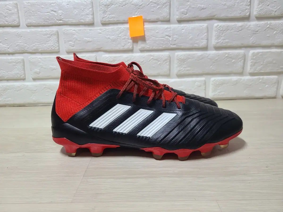 adidas(アディダス) プレデター 18 1 HG サッカーシューズ 275mm