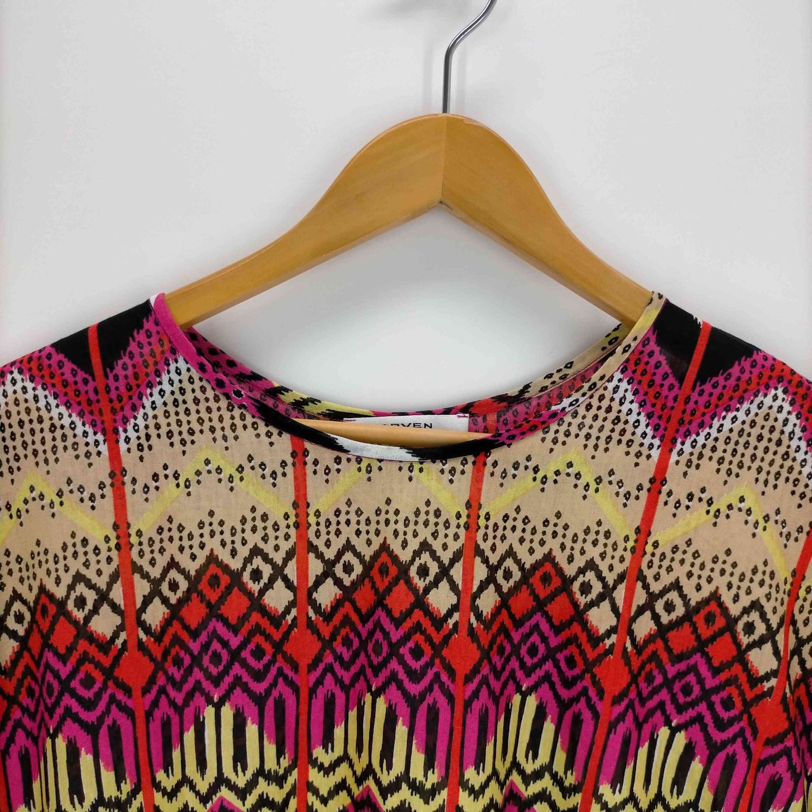 CARVEN(カルヴェン) マルチカラー 総柄カットソー レディース  S 中古 古着 0303 カルヴェン CARVEN マルチカラー 総柄カットソー レディース S
