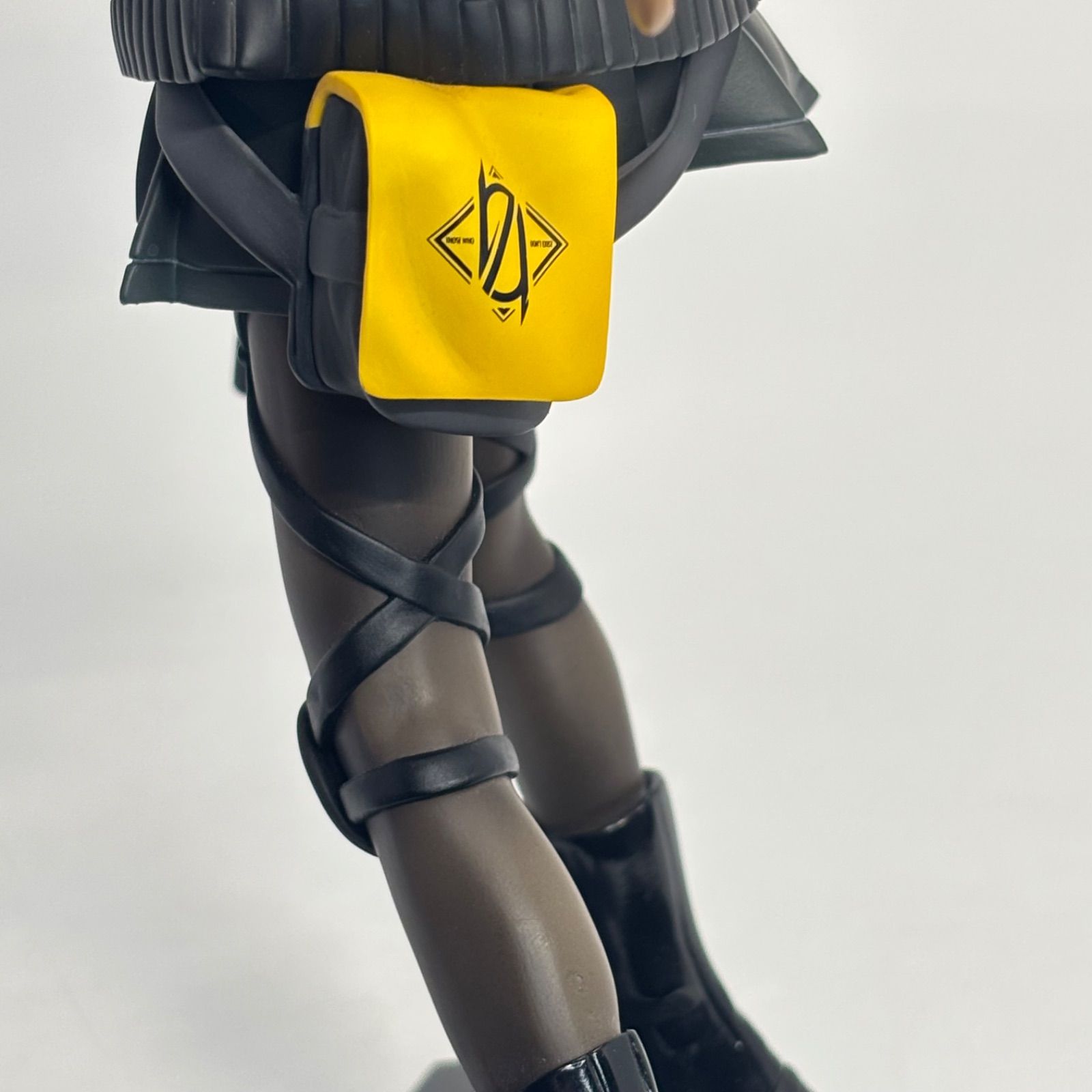 ファニーナイツ 1/7 スケールフィギュア ドールズフロントライン UMP9 Amazon.co.jp: ファニーナイツ ドールズフロントライン UMP9 1/7