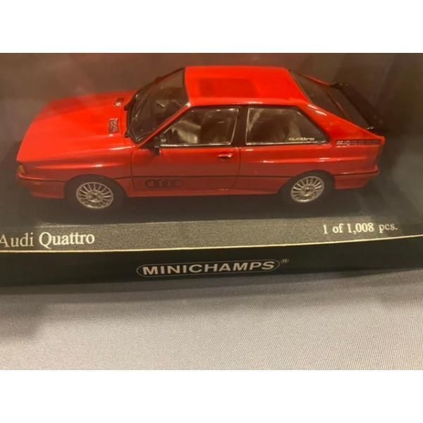 Audi Quattro 1981 色 Red メーカー ミニチャンプス 1|43ミニカー アウディ クワトロ