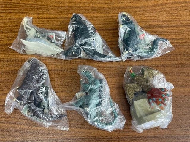 バンダイ ゴジラ 4 6 ガメラ 3 HGシリーズ フィギュア コンプリートセット 4種類 計24体 円谷英二セレクション 人形 514285