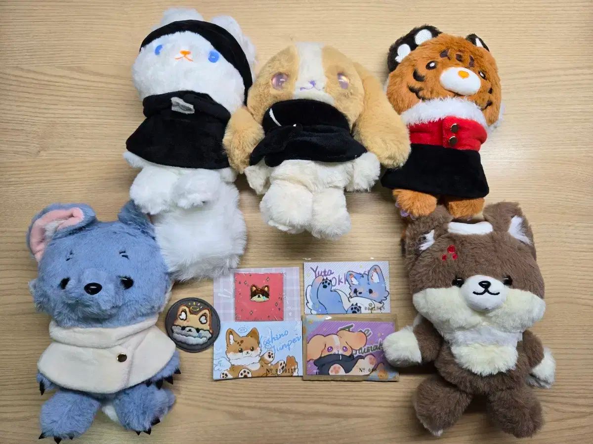 【雷市場（ポンジャン）商品韓国直送】 呪術廻戦 動物人形 (バッチ)