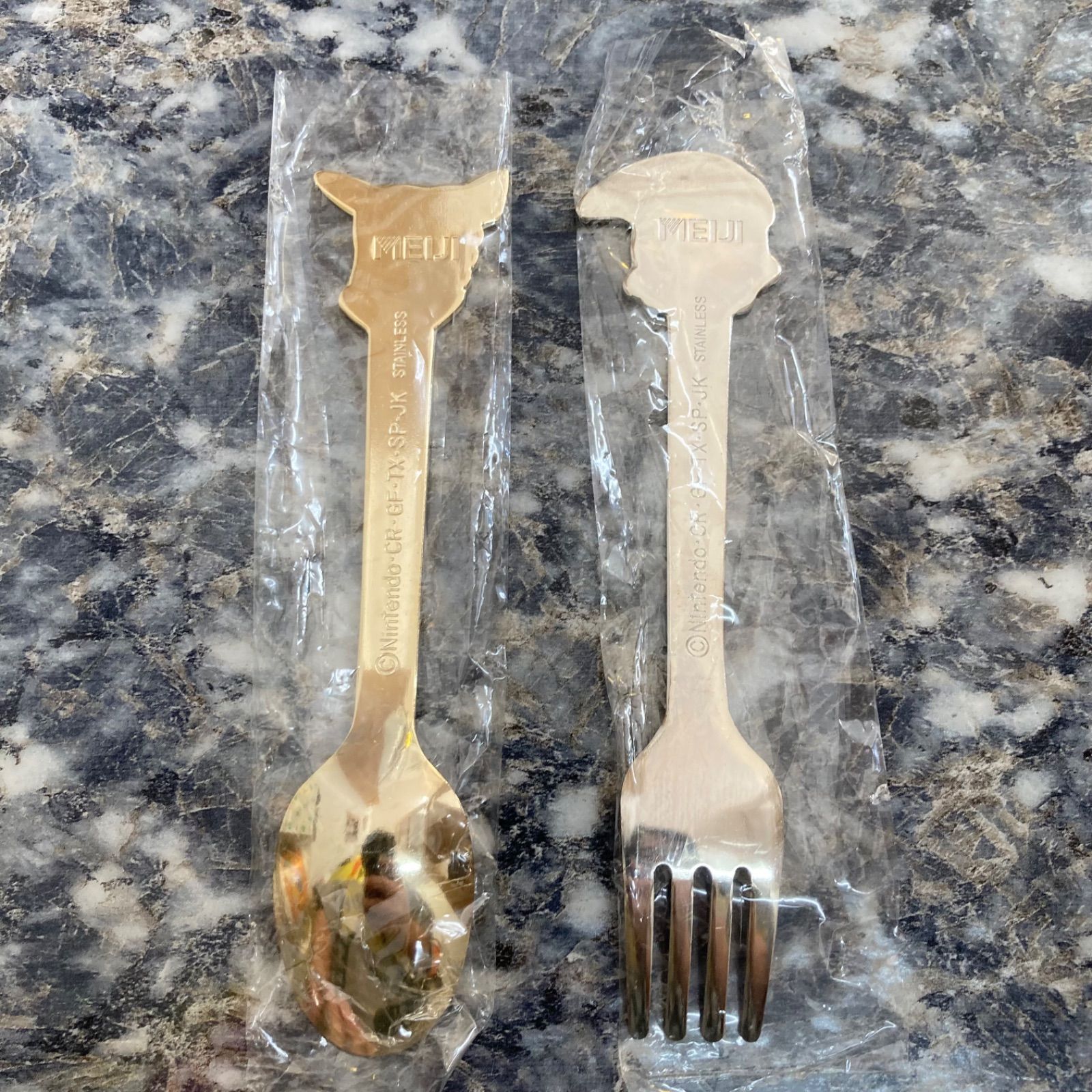 明治 新品未使用5点セット】ポケットモンスター ポスター スプーン