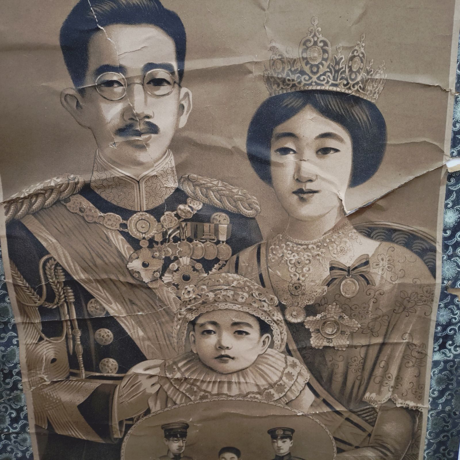 昭和天皇 ご成婚記念 写真 皇室 大正　古美術　掛け軸　时代物 稀少珍品 昭和天皇 ご成婚記念 写真 皇室 大正 古美術 掛け軸 时代